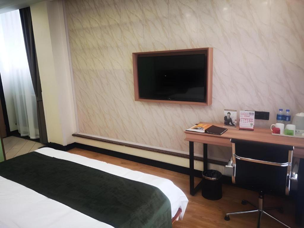 Greentree Inn Xuzhou South Minzhu Road Exterior photo